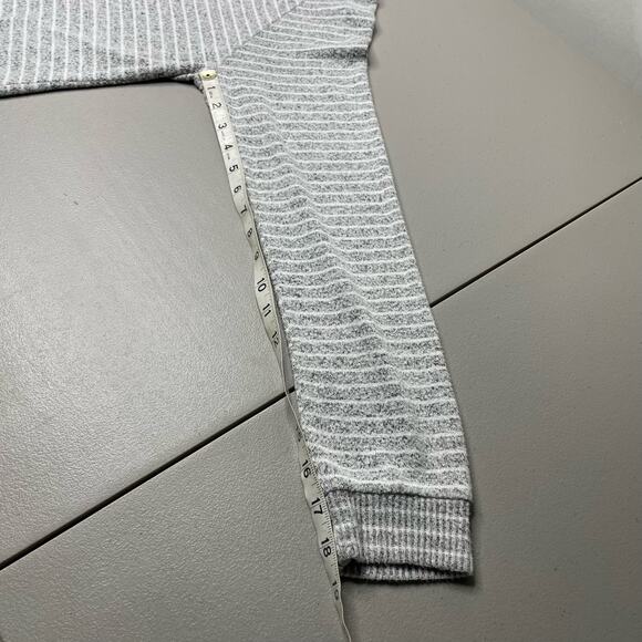 Liquid Energy Cape Cod MA  Hoodie Sweatshirt Striped Pullover Gray L‎ Beach - Picture 12 of 12